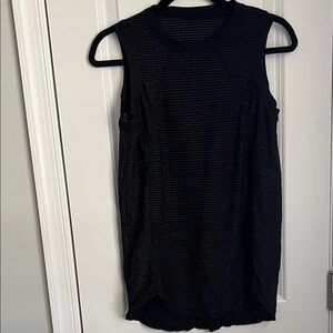 Black mesh workout tank